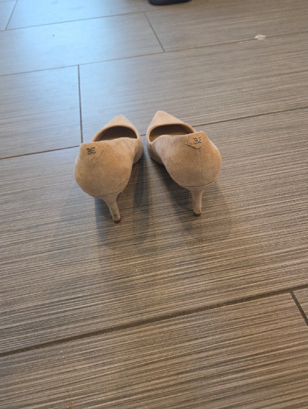 Sam Edelman Pointed Toe Women's Pumps in Beige - Picture 7 of 7